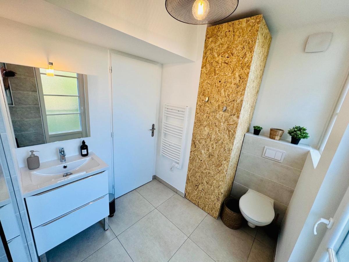 Chaleureux T2 Proche Gare Apartment Bourgoin-Jallieu Exterior photo